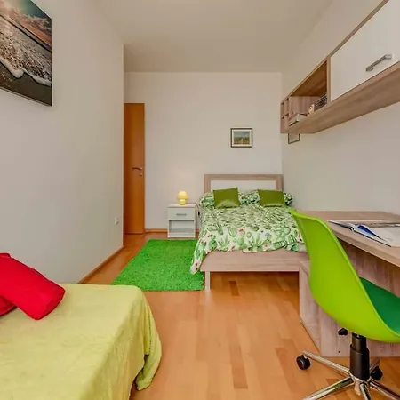 Alfa Apartment